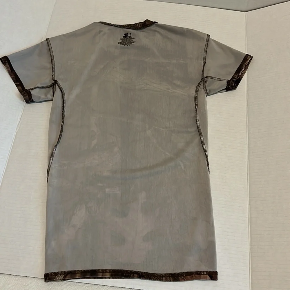 Mossy Oak INFINITY Fitted Camo T-Shirt Youth size Small